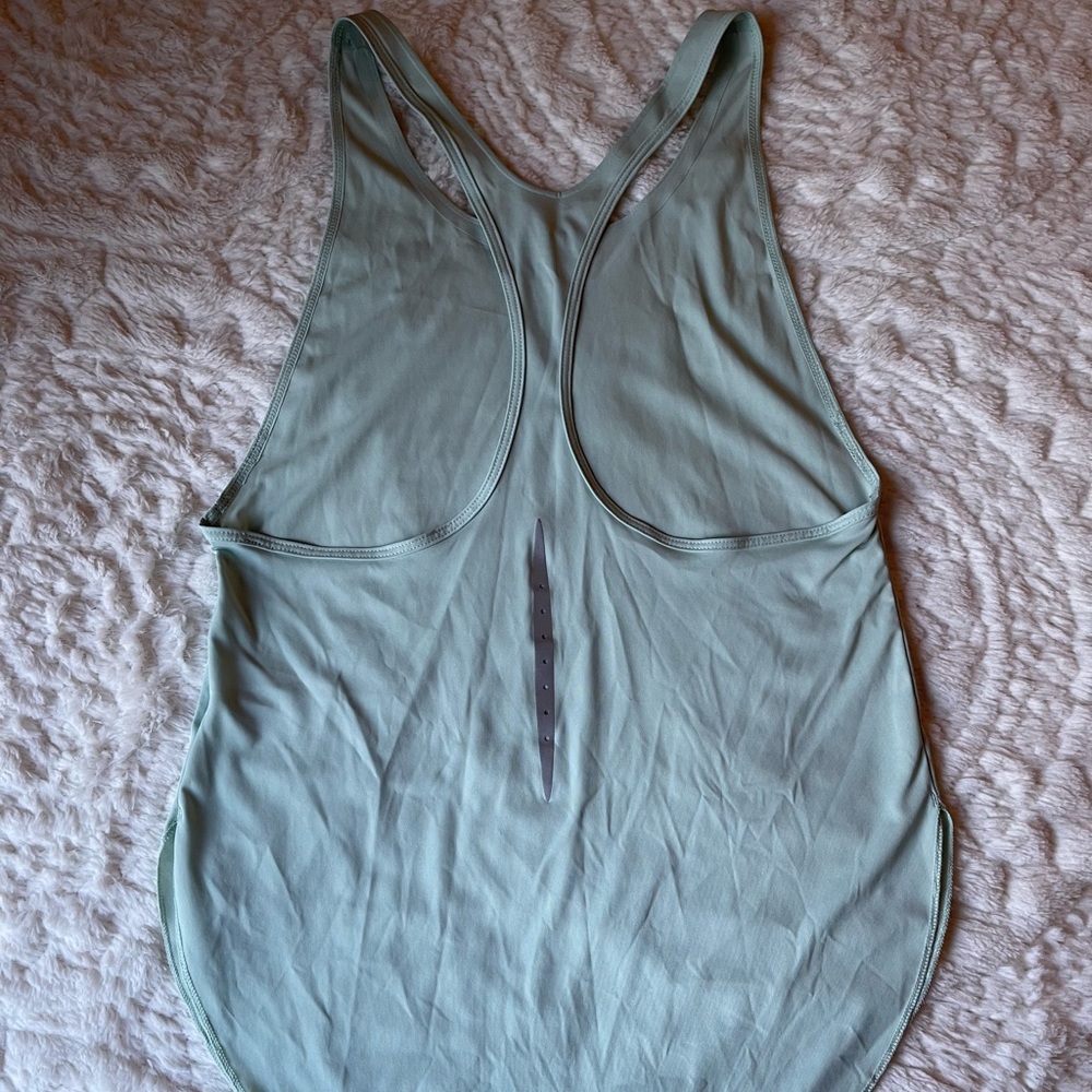 S green Nike tank - Picture 2 of 2